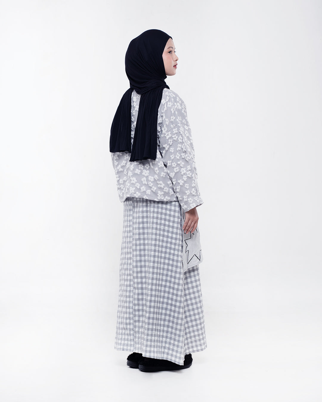 KEMBANG OUTER