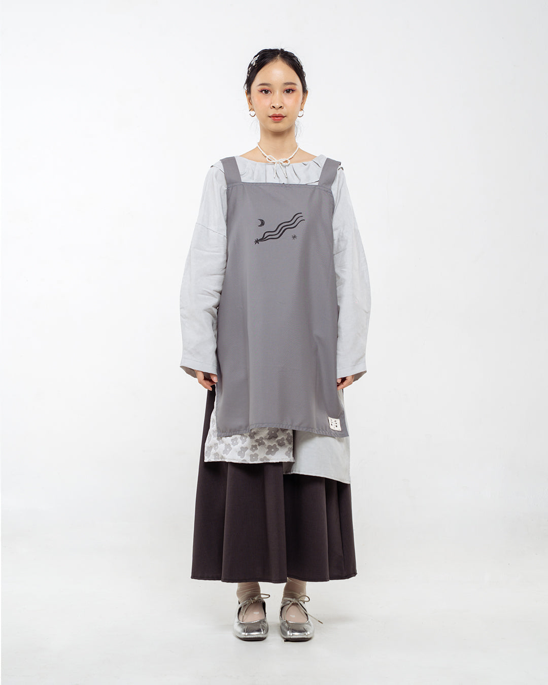 GREY METEOR APRON
