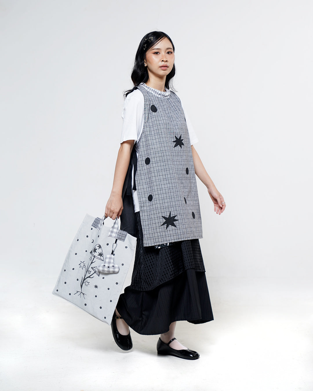 DOT STAR APRON VEST