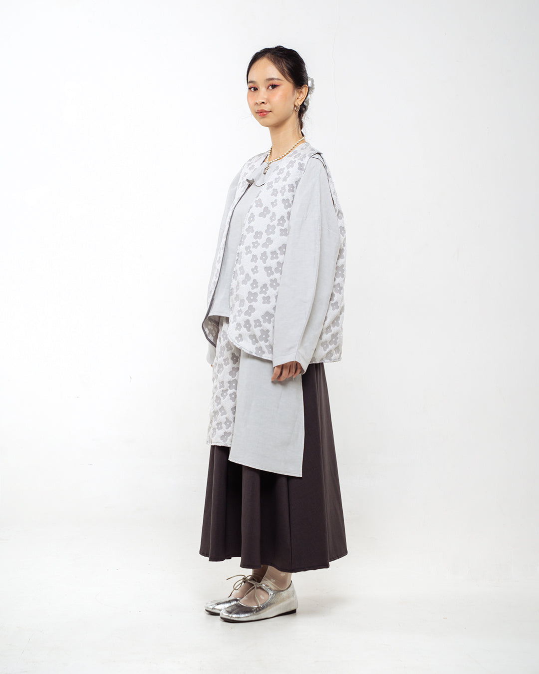 KEMBANG VEST